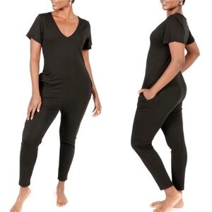 19. | Smash + Tess | The Sunday Romper | Black V-Neck Romper | With Pockets